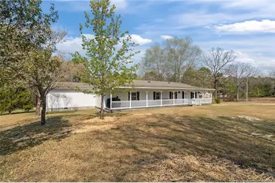 202 Katherine Drive, Sanford, NC 27332 - Photo 2