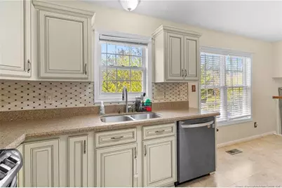 704 Fairbluff Drive, Hope Mills, NC 28348 - Photo 14