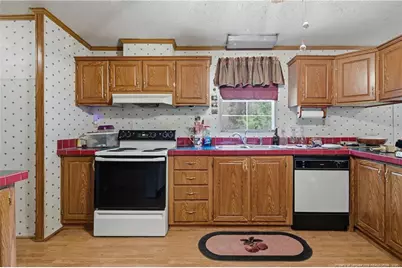 7307 Roslin Farm Road, Hope Mills, NC 28348 - Photo 18