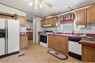 7307 Roslin Farm Road, Hope Mills, NC 28348 - Photo 22