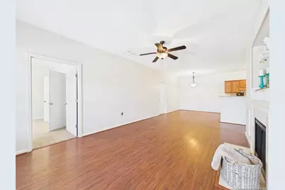 625 Marshtree Lane #301, Fayetteville, NC 28314 - Photo 8