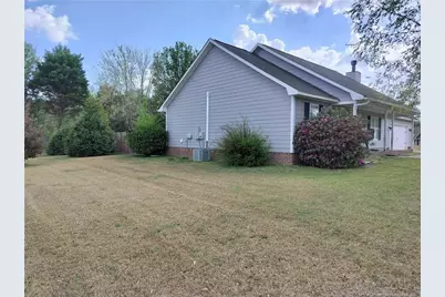 103 Kingsberry Court, Raeford, NC 28376 - Photo 2