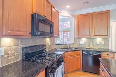 138 Lamplighter Way, Spring Lake, NC 28390 - Photo 10