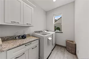 190 Devon Cir, Aberdeen, NC 28315 - Photo 14