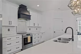 30220 W Lake Dr, Wagram, NC 28396 - Photo 8