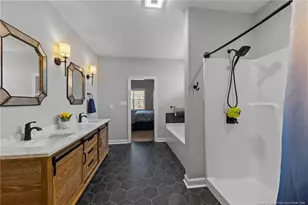 30220 W Lake Dr, Wagram, NC 28396 - Photo 20