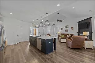 30220 W Lake Dr, Wagram, NC 28396 - Photo 14