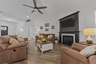 30220 W Lake Dr, Wagram, NC 28396 - Photo 12