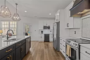 30220 W Lake Dr, Wagram, NC 28396 - Photo 6