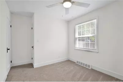 210 W 21st Street N, Lumberton, NC 28358 - Photo 26