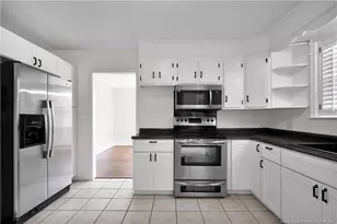 210 W 21st Street N, Lumberton, NC 28358 - Photo 14