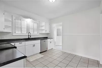 210 W 21st Street N, Lumberton, NC 28358 - Photo 16