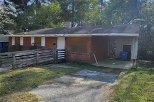 1454 Thelbert Dr, Fayetteville, NC 28301 - Photo 1