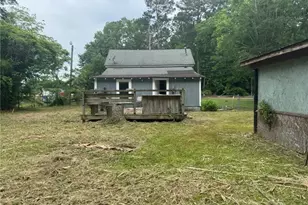 307 S Cedar St, Rowland, NC 28383 - Photo 2