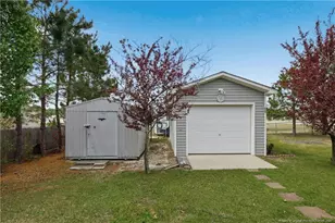 417 Bellgrove Dr, Hope Mills, NC 28348 - Photo 10