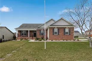 417 Bellgrove Dr, Hope Mills, NC 28348 - Photo 1