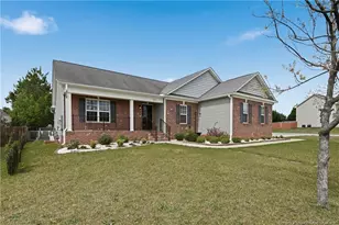 417 Bellgrove Dr, Hope Mills, NC 28348 - Photo 2