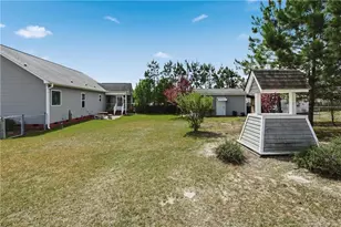 417 Bellgrove Dr, Hope Mills, NC 28348 - Photo 6