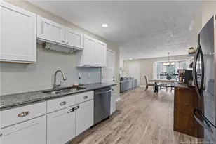 6873 Kingsgate Dr, Fayetteville, NC 28314 - Photo 12