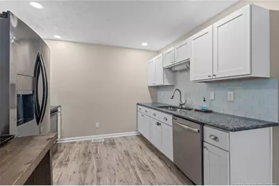 6873 Kingsgate Drive, Fayetteville, NC 28314 - Photo 14