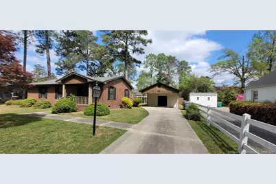 209 E 22nd Street, Lumberton, NC 28358 - Photo 2