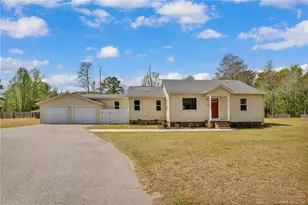 802 Bladen Cir, Fayetteville, NC 28312 - Photo 2