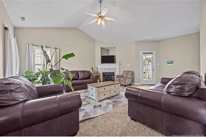 345 Hidalgo Drive, Raeford, NC 28376 - Photo 4