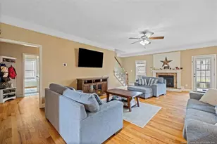 2713 De Koven Dr, Fayetteville, NC 28306 - Photo 6