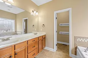 2713 De Koven Dr, Fayetteville, NC 28306 - Photo 16