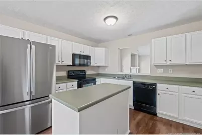 3596 Pioneer Drive, Hope Mills, NC 28348 - Photo 6