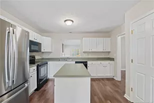 3596 Pioneer Dr, Hope Mills, NC 28348 - Photo 10