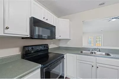 3596 Pioneer Drive, Hope Mills, NC 28348 - Photo 8