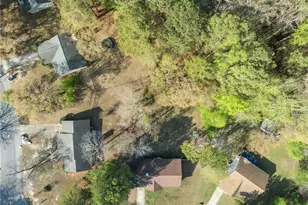 1908 Green Cir, Fayetteville, NC 28304 - Photo 14