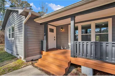 305 E Third Street, Parkton, NC 28371 - Photo 6