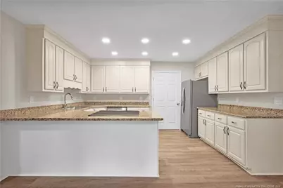 305 E Third Street, Parkton, NC 28371 - Photo 18