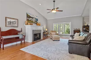 30180 E Lake Rd, Wagram, NC 28396 - Photo 12