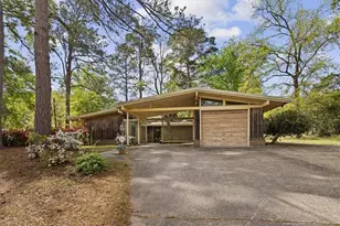 220 Vivian Dr, Fayetteville, NC 28311 - Photo 1