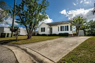 3613 Woodcliff Dr, Lumberton, NC 28358 - Photo 40