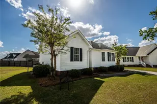 3613 Woodcliff Dr, Lumberton, NC 28358 - Photo 38