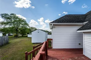 3613 Woodcliff Dr, Lumberton, NC 28358 - Photo 28