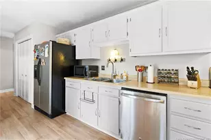 5908 Gosfield Pl, Fayetteville, NC 28304 - Photo 12