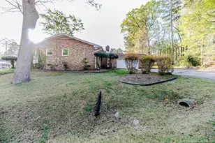 820 Primrose Ln, Sanford, NC 27330 - Photo 28