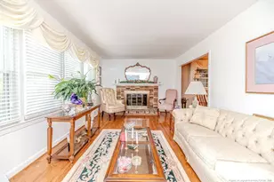 820 Primrose Ln, Sanford, NC 27330 - Photo 6