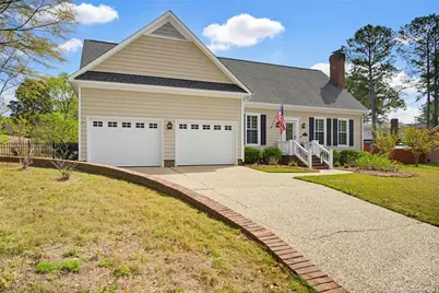 605 Longwood Place, Fayetteville, NC 28314 - Photo 2