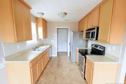 1636 Kershaw Loop, Fayetteville, NC 28314 - Photo 6