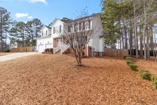 206 Rolling Stone Ct, Sanford, NC 27332 - Photo 2