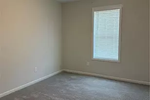 12 S Dakota Ct, Spring Lake, NC 28390 - Photo 8