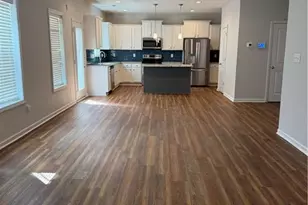 12 S Dakota Ct, Spring Lake, NC 28390 - Photo 4