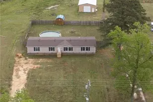 1235 Martin Rd, Saint Pauls, NC 28384 - Photo 2