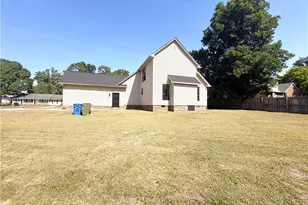 6391 Hawfield Dr, Fayetteville, NC 28303 - Photo 26